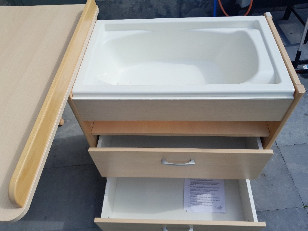 Verzorgtafel + badje, Enlèvement, Utilisé, Baignoire, Autres marques