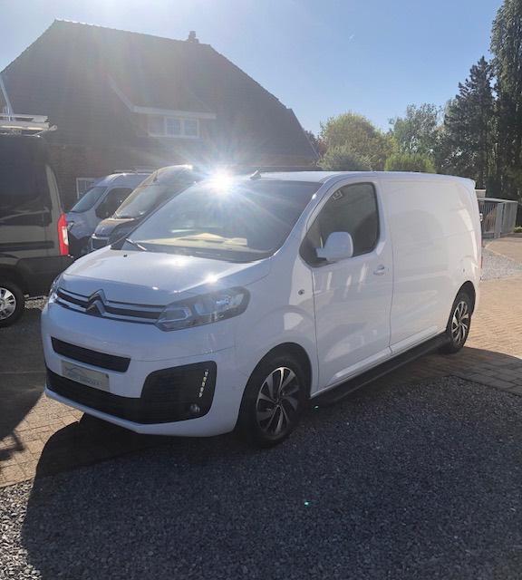 Citroën Jumpy 120Pk BlueHdi L2-H1 65000KM 2020 Combi, Auto's, Bestelwagens en Lichte vracht, Bedrijf, 360° camera, Citroën, Diesel
