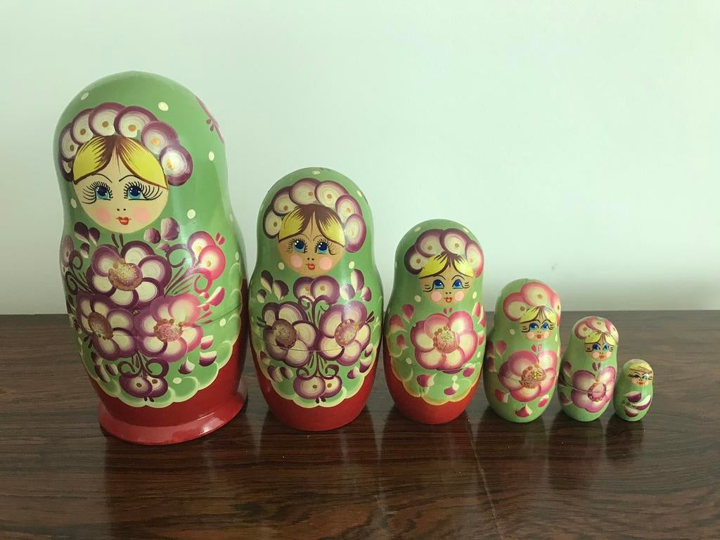 Matroesjka 6 dlg set houten poppen poppetjes 20 cm h, Verzamelen, Ophalen of Verzenden, Huis en Inrichting