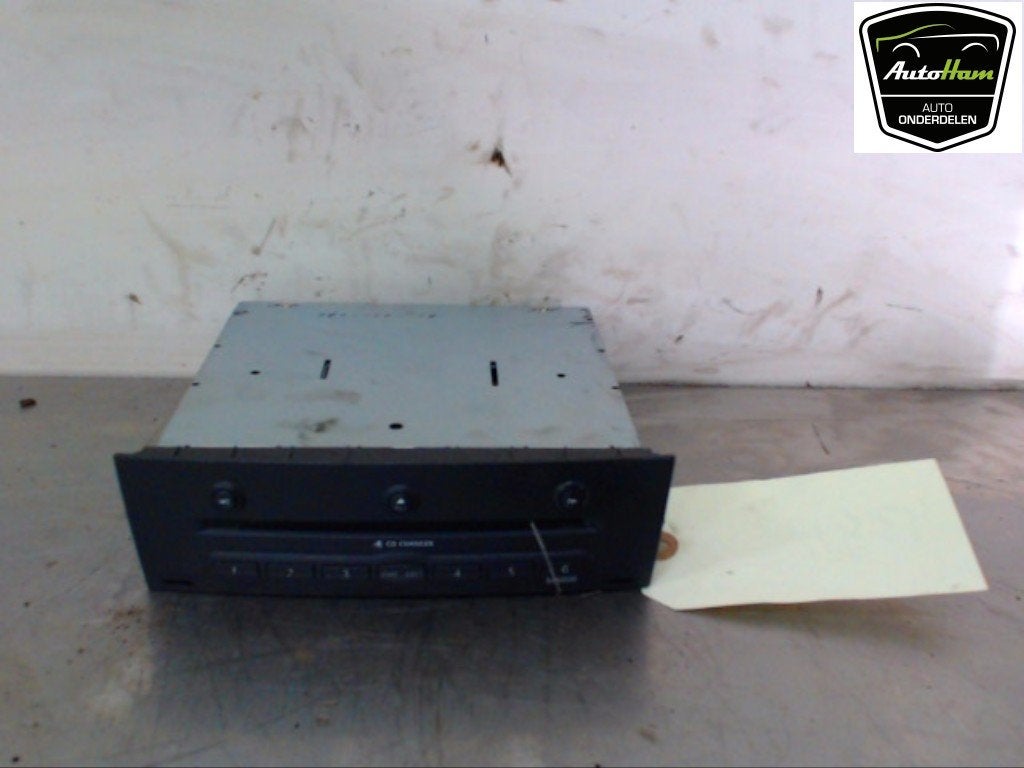 CHARGEUR CD Megane II (BM / CM) (|8200084437|8200485082|), Utilisé, Renault