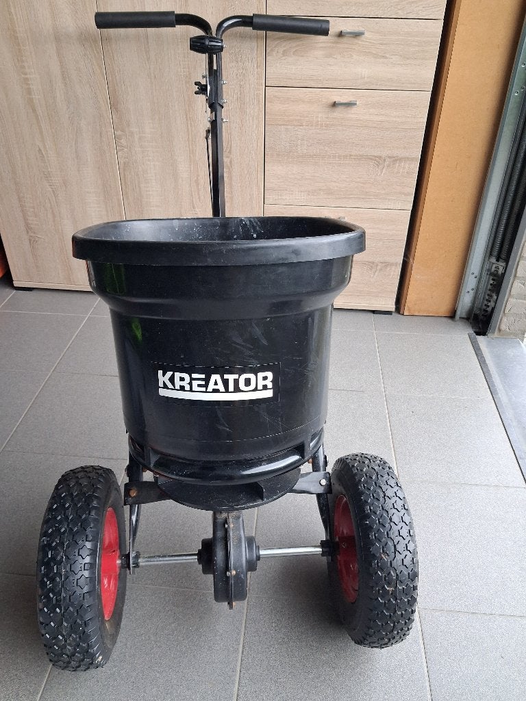 Graszaaimachine Kreator KRTGR9005, Jardin & Terrasse, Outils à main, Comme neuf, Enlèvement