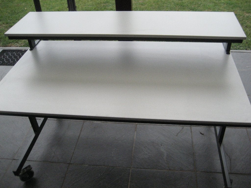 table bureau, Bureau d'ordinateur, Avec roues, Comme neuf, Enlèvement