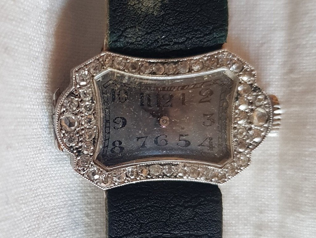 Dame polonaise et diamant en platine., Enlèvement ou Envoi, Or, Bracelet, Avec pierre précieuse