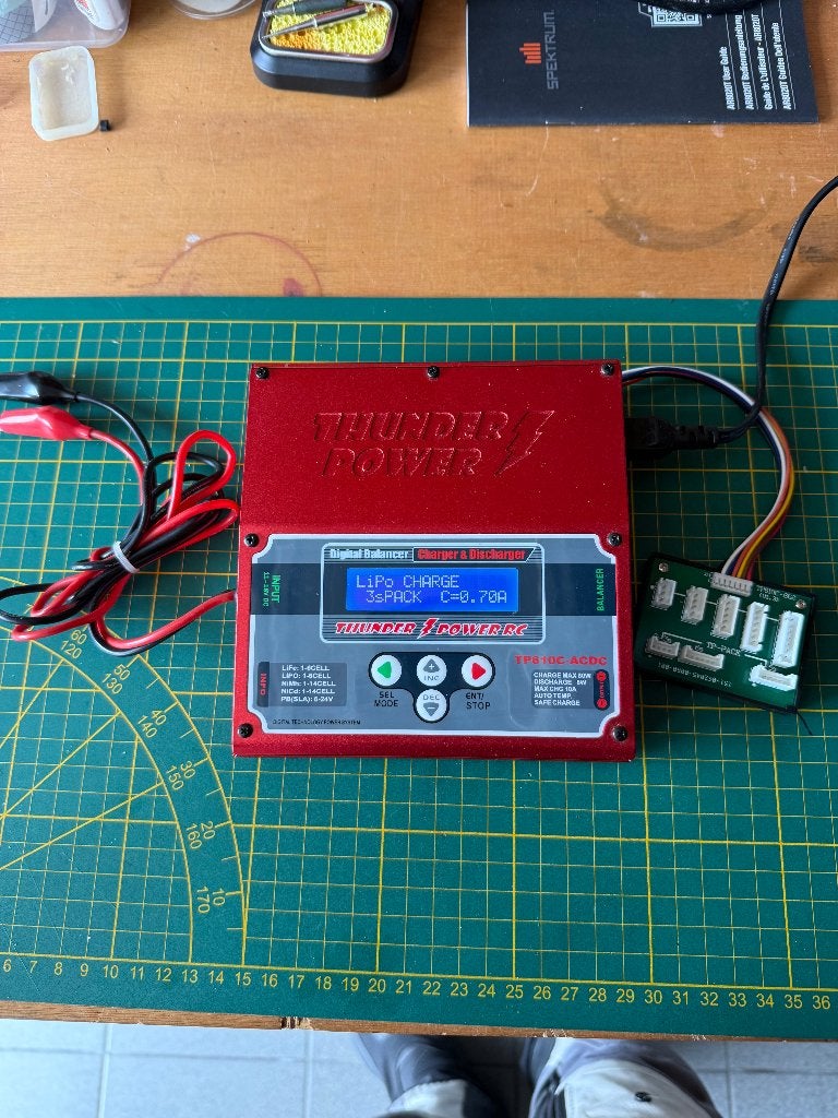Chargeur Thunder Power TP610C-ACDC LiPo/Life Balance 80W 10A, Enlèvement ou Envoi, Comme neuf