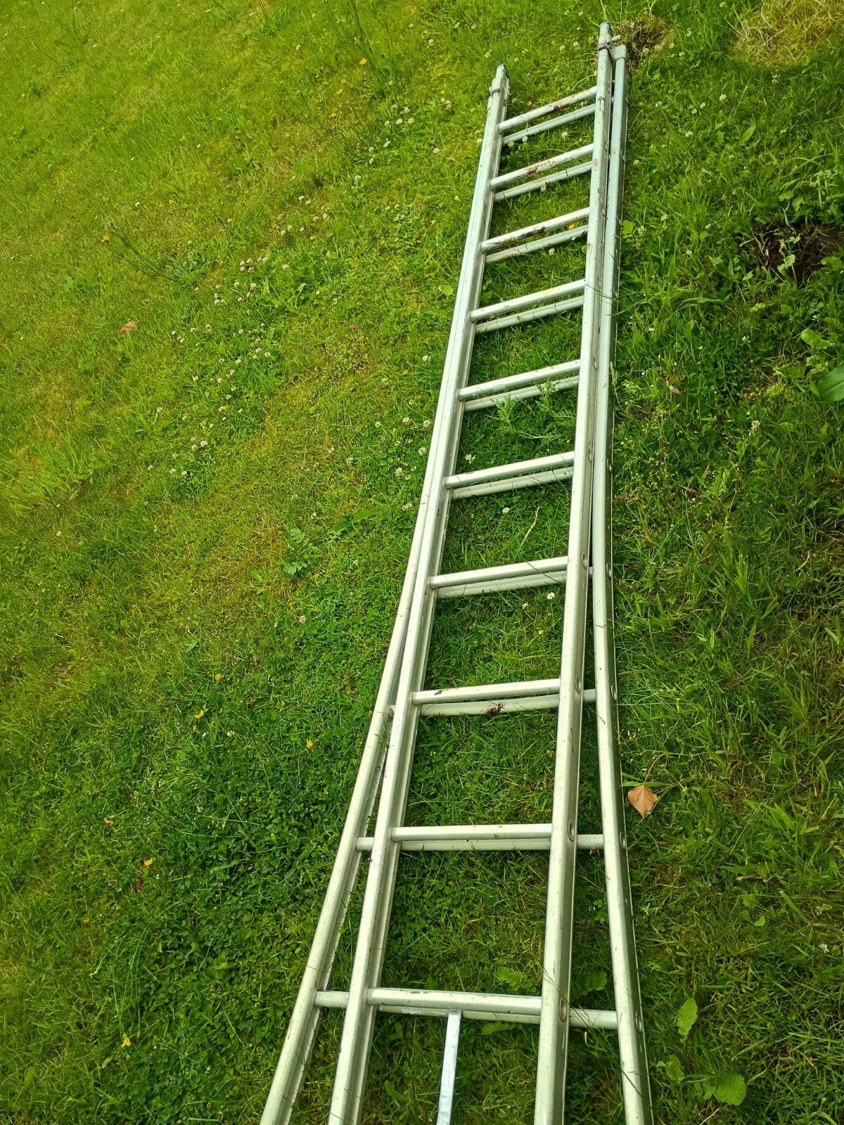Ladder 12 treden, Ophalen, Ladder