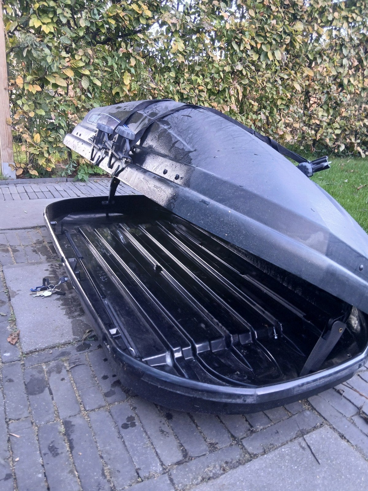 Coffre de toit noir Thule Pacific 200 avec clips de fixation, Enlèvement, Utilisé