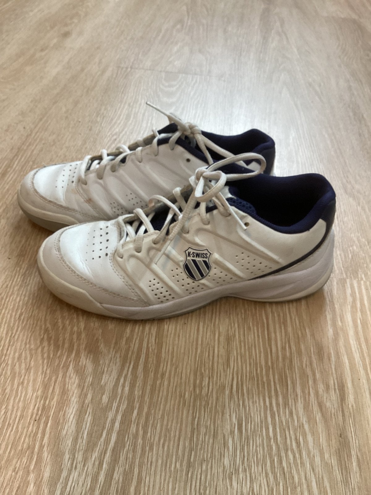 Indoor tennisschoenen van K-Swiss maat 37, Ophalen of Verzenden, Zo goed als nieuw, K-Swiss