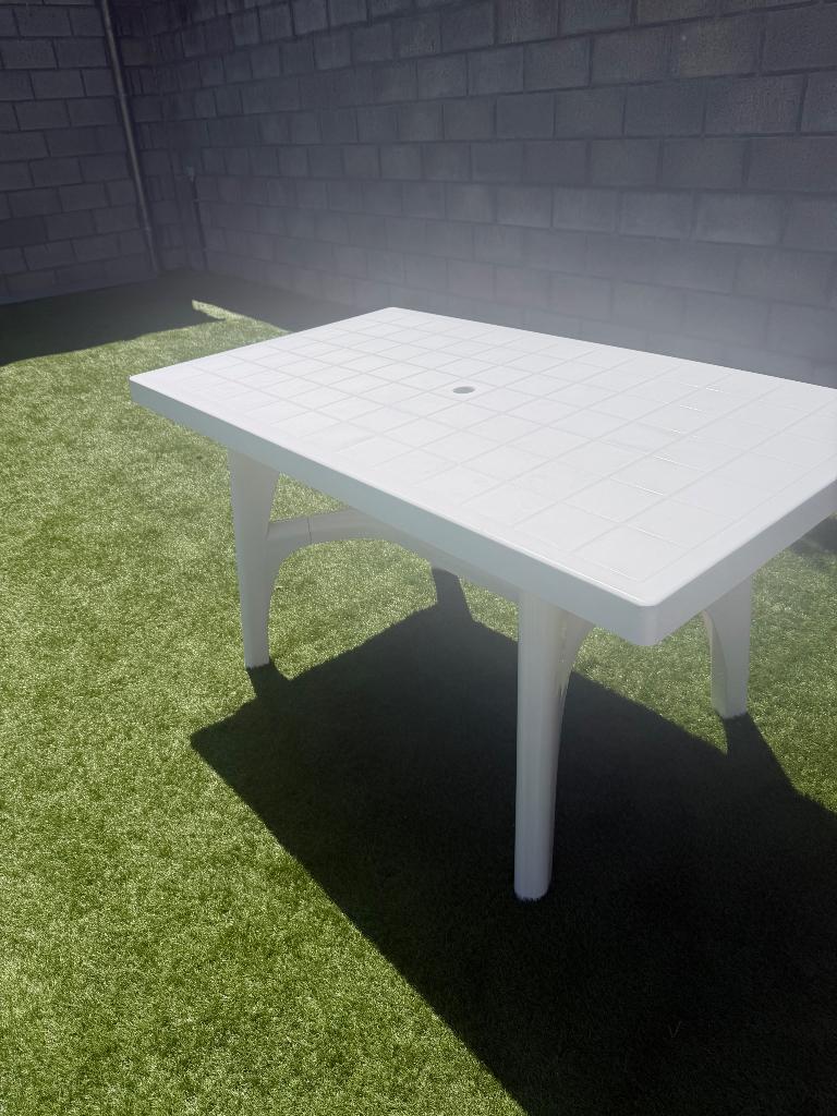 Tuintafel   Scab €50, Tuin en Terras, Tuintafels, Ophalen, Zo goed als nieuw, Rechthoekig, Overige materialen