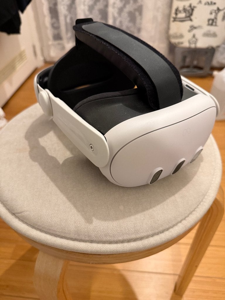 Meta Quest 3 512Gb + custom headband, Games en Spelcomputers, Ophalen, Zo goed als nieuw, VR-bril