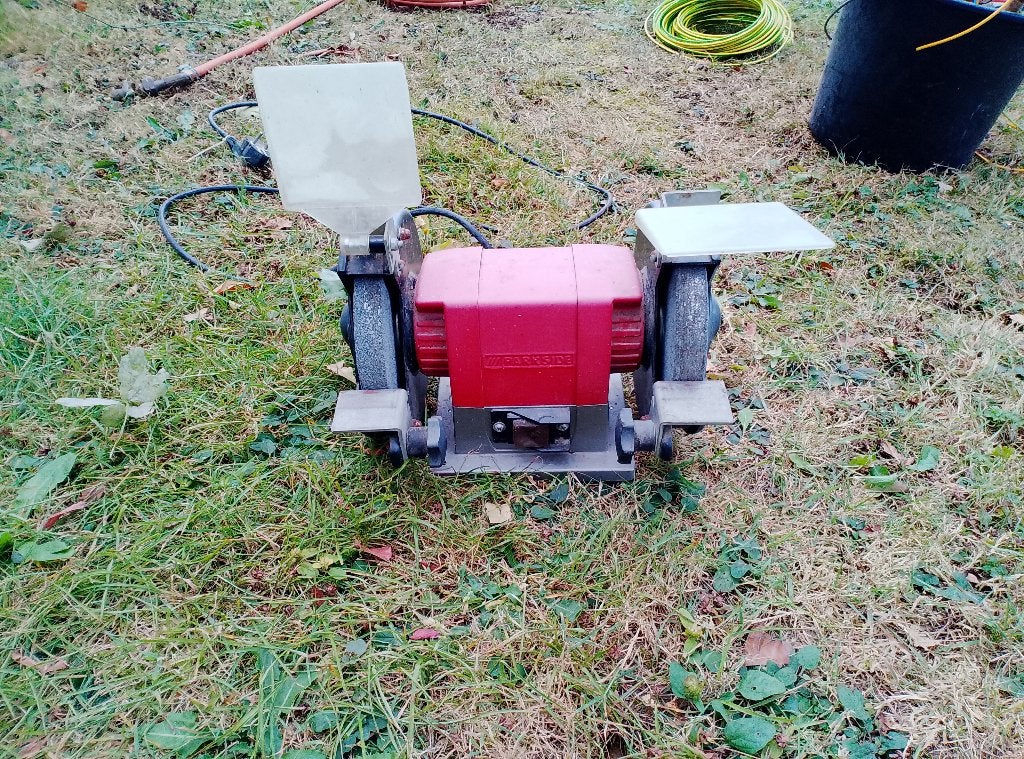 Slijpsteen, Doe-het-zelf en Bouw, Gereedschap | Slijpmachines, Ophalen, Gebruikt, Werkbankslijpmachine