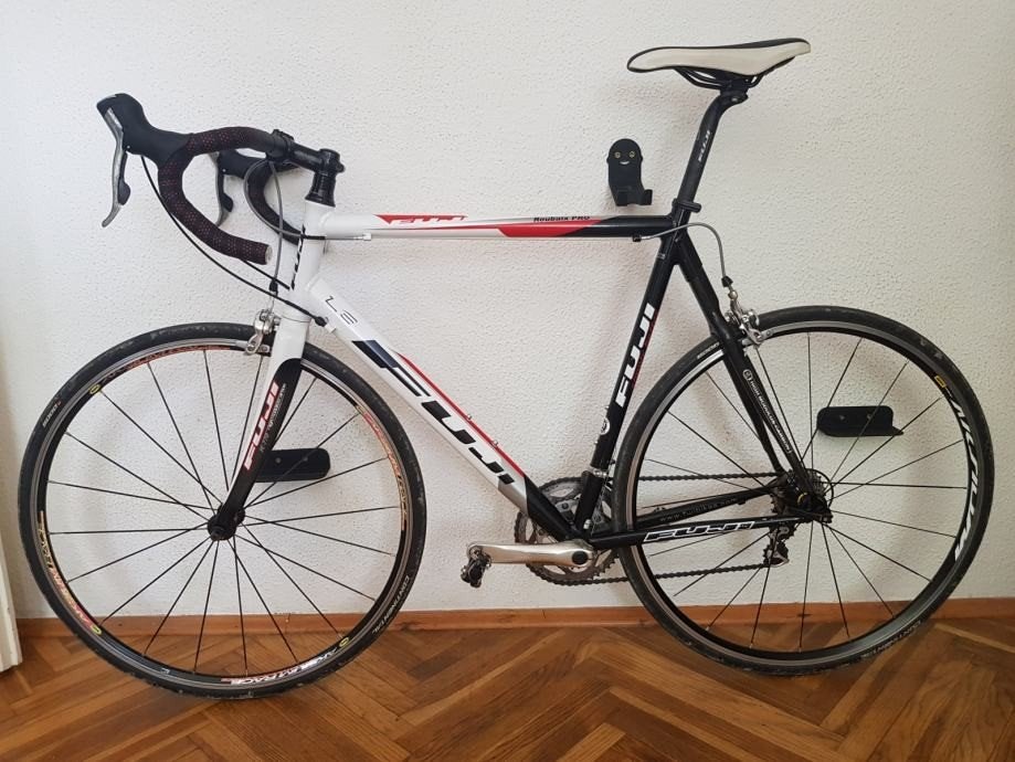 Vélo de course pro fuji, Ophalen