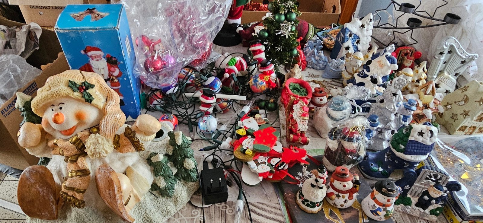 lot Noël, Divers, Enlèvement