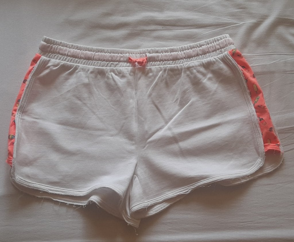 Zara short maat 164 (14j), Kinderen en Baby's, Kinderkleding | Maat 164, Broek, Zo goed als nieuw, Zara, Verzenden