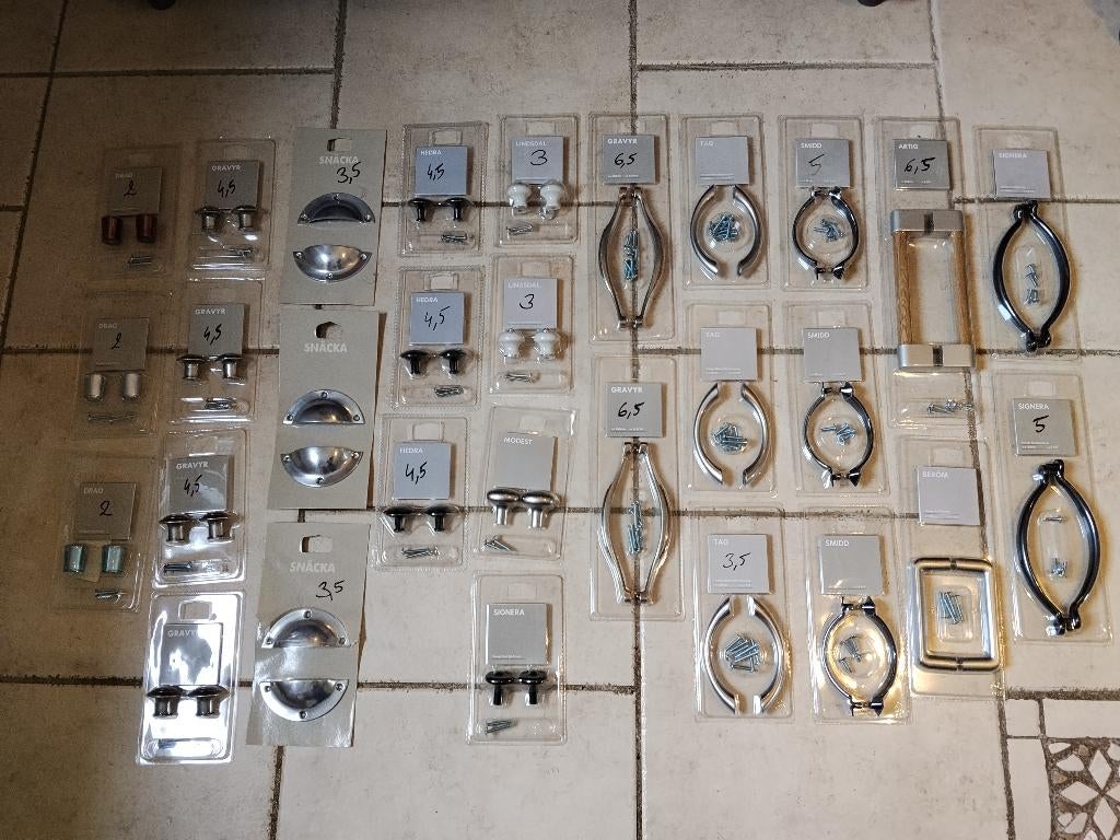 Set van 58 handgrepen of knoppen voor deuren en meubels Ikea, Huis en Inrichting, Ophalen, Nieuw