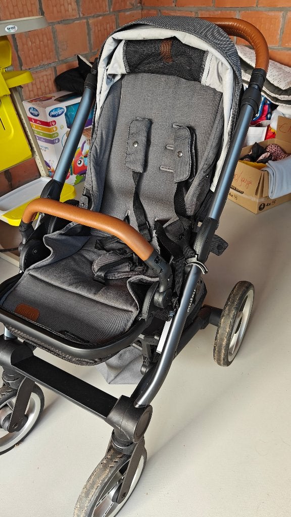 Buggy - Mutsy Nio, Enfants & Bébés, Enlèvement, Utilisé, Mutsy