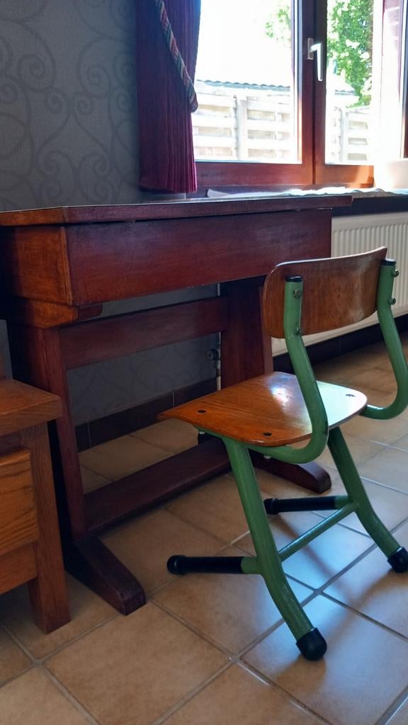 Lessenaar + stoeltje, Muziek en Instrumenten, Ophalen