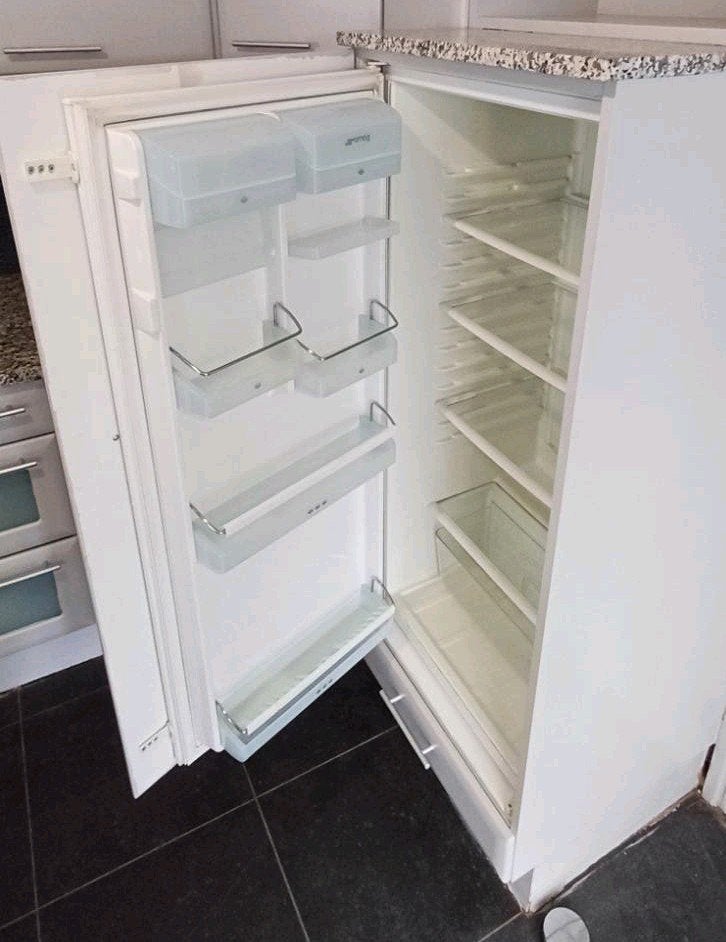 Koelkast Smeg te koop, Elektronische apparatuur, Koelkasten en IJskasten, Ophalen, 150 tot 200 liter, 120 tot 140 cm, Energieklasse A of zuiniger