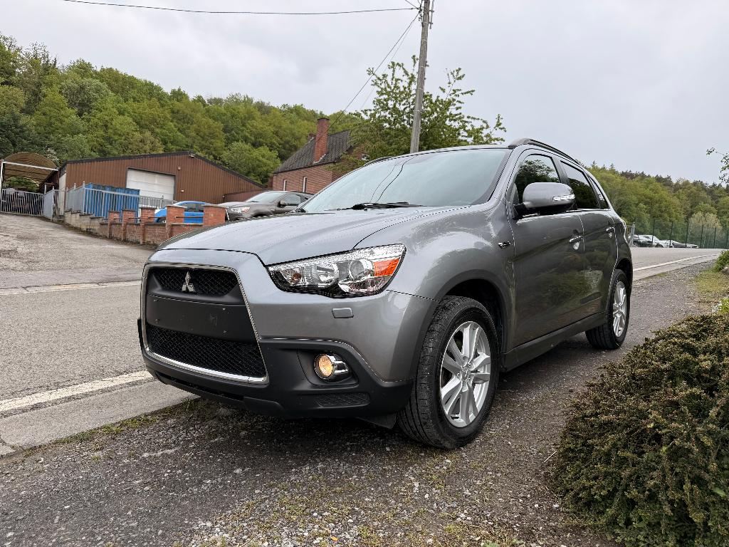 Mitsubishi ASX 1.8 Diesel EURO 5, Auto's, Mitsubishi, Euro 5, Zwart, 4 cilinders, Bruin