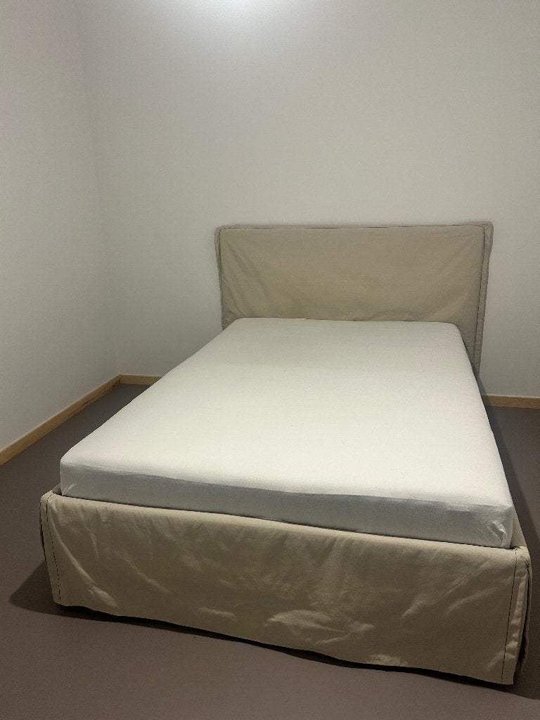 Lit, Maison & Meubles, Beige, 140 cm, Enlèvement, Utilisé