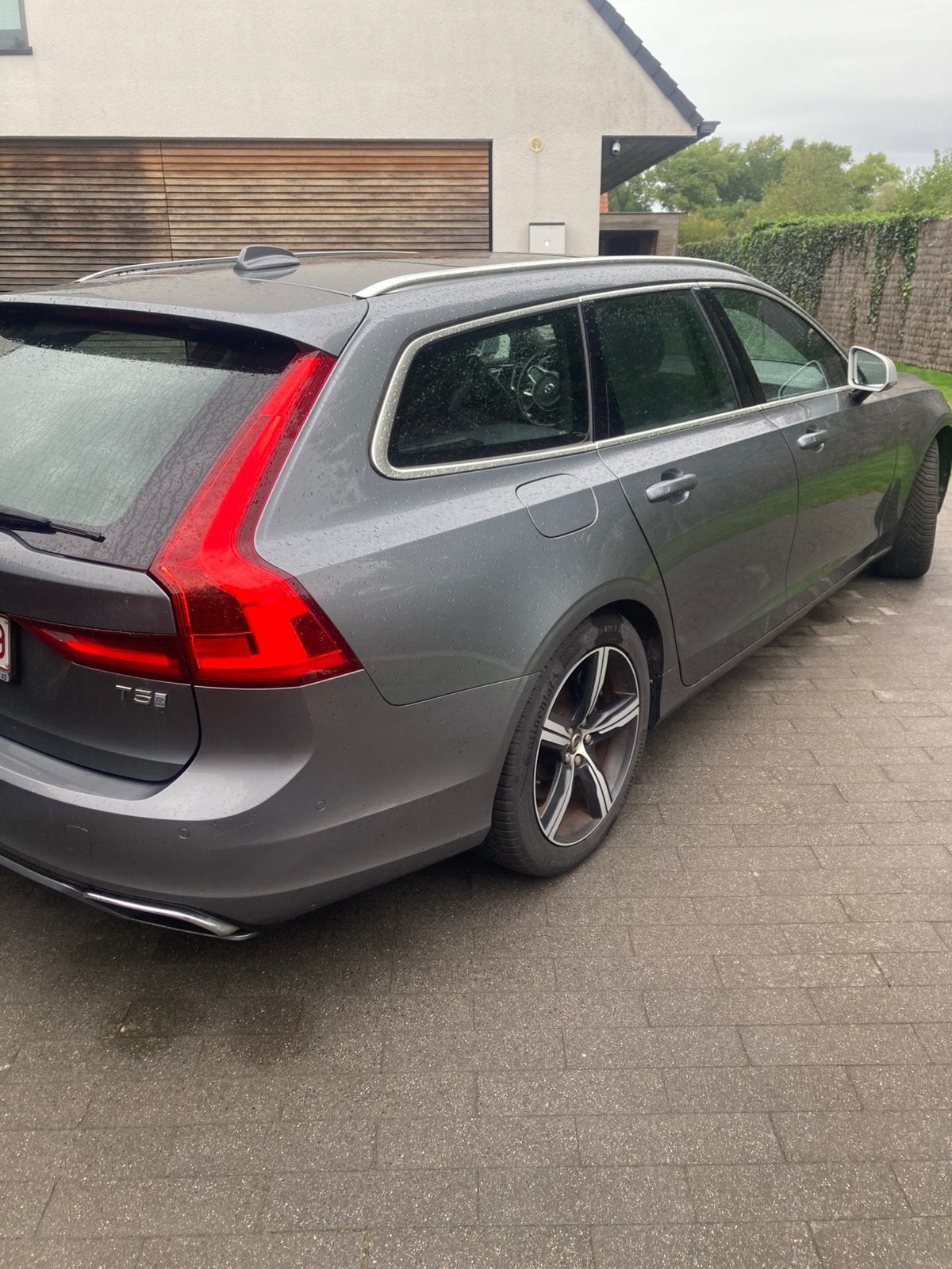 Volvo V90 R modèle T5, Cuir, Argent ou Gris, V90, Phares entièrement LED