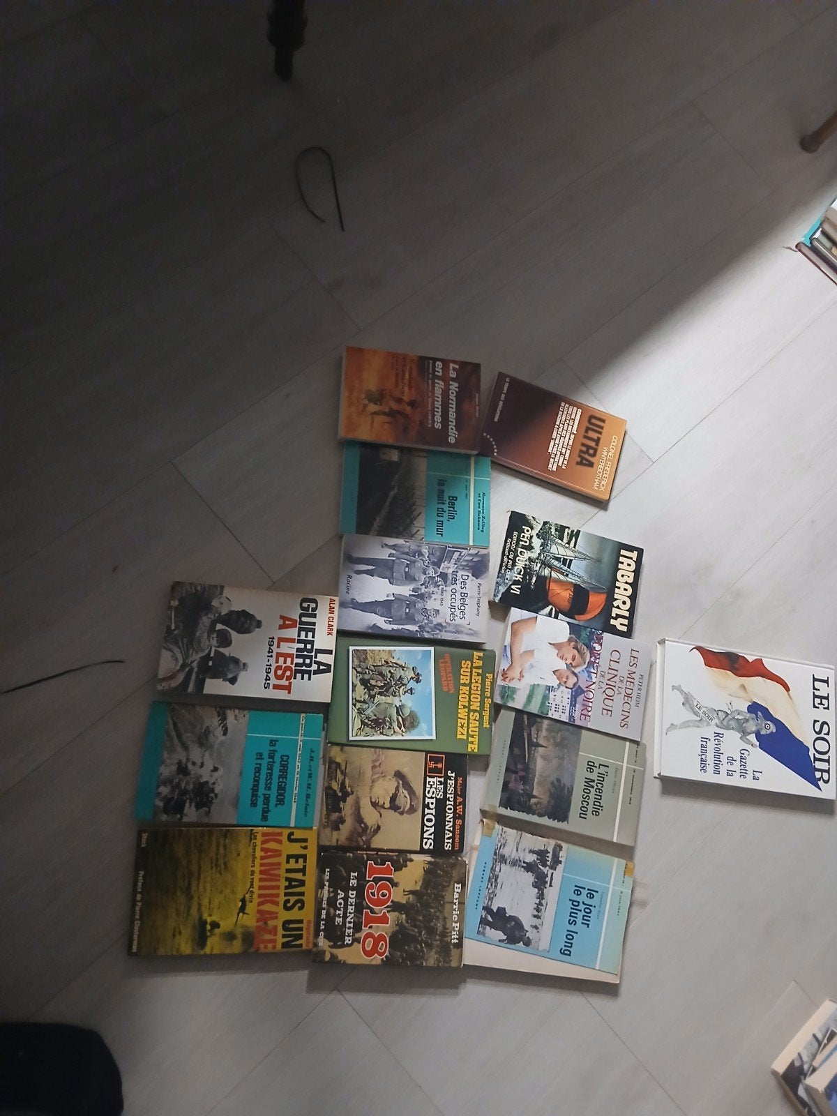 livres, Enlèvement