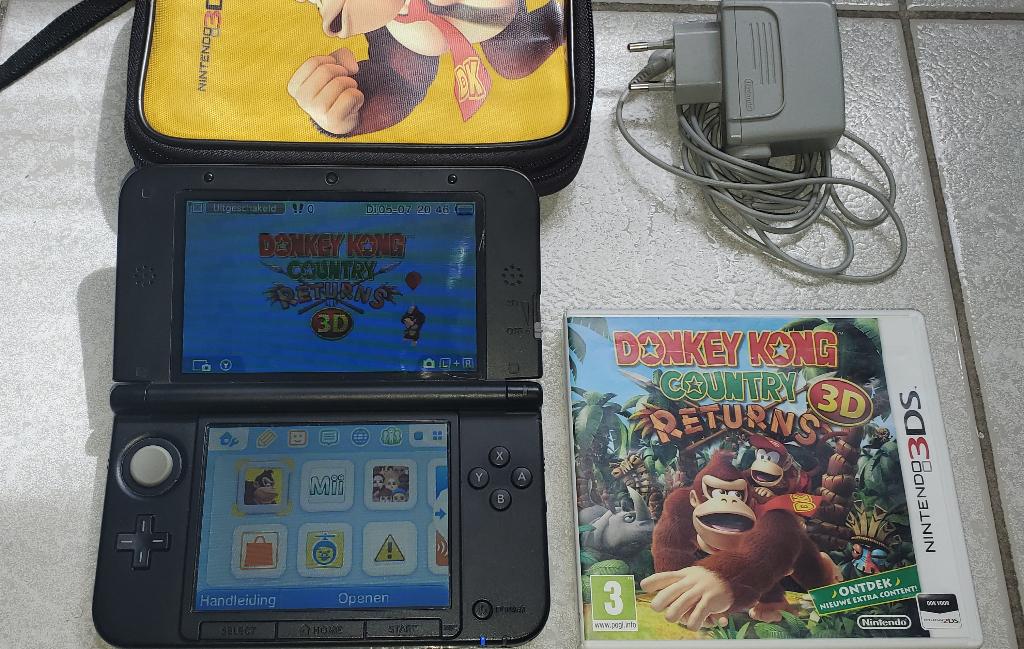 Nintendo 3DS XL met spel en beschermhoes., Games en Spelcomputers, Spelcomputers | Nintendo 2DS en 3DS, Gebruikt, Blauw, 3DS XL