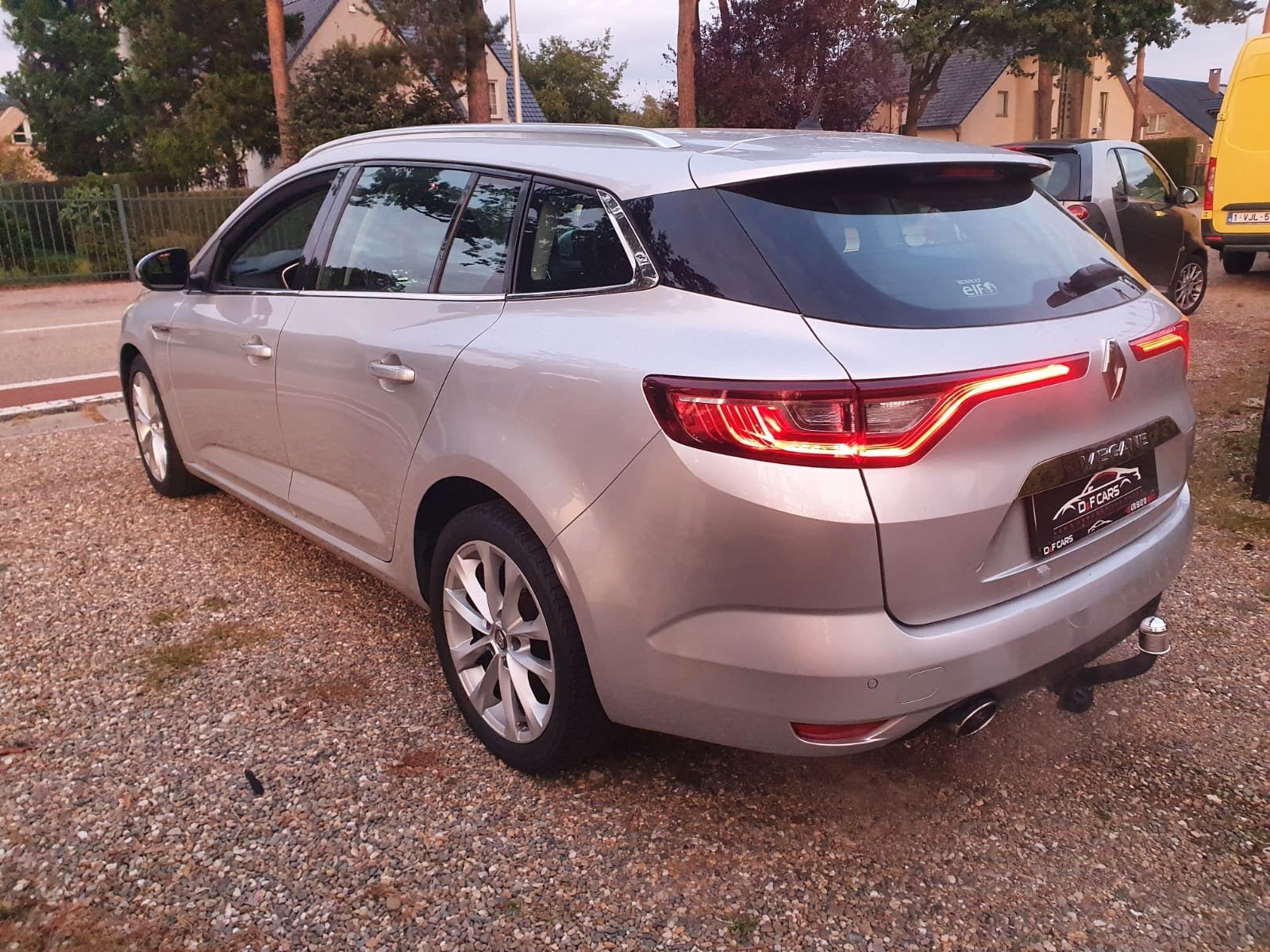 Renault Megane Break 1.2, Auto's, Renault, Voorwielaandrijving, 1199 cc, Leder en Stof, Multifunctioneel stuurwiel