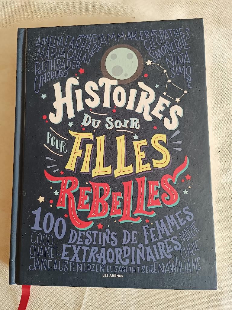 Boek: Avondverhalen voor rebelse meisjes, Boeken, Ophalen of Verzenden, Zo goed als nieuw, Non-fictie