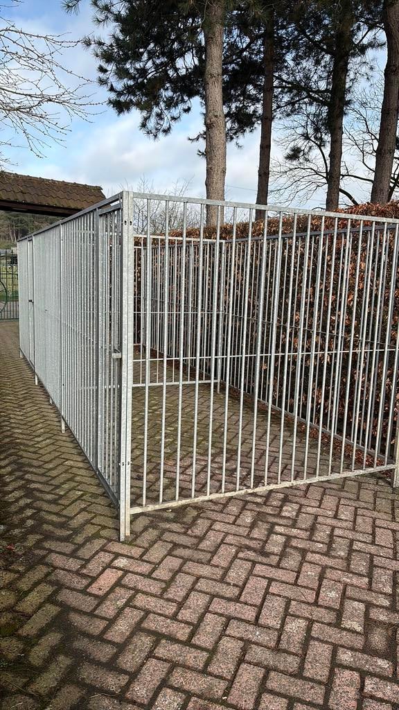 Hondenren, Ophalen, Zo goed als nieuw