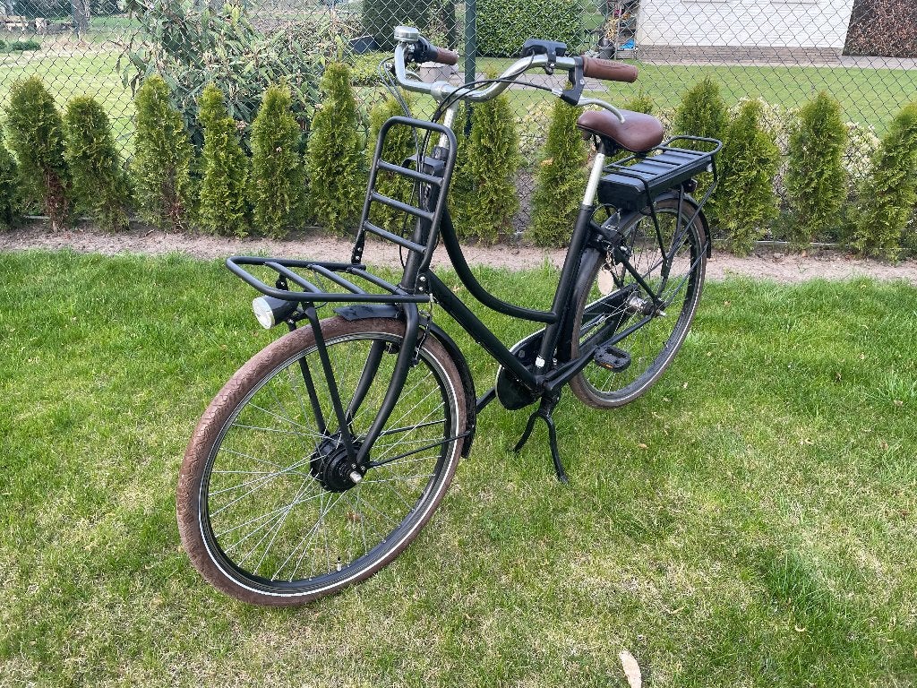 Jonge elektrische damesfiets, Fietsen en Brommers, 51 tot 55 cm, Ophalen, Gebruikt, 50 km per accu of meer