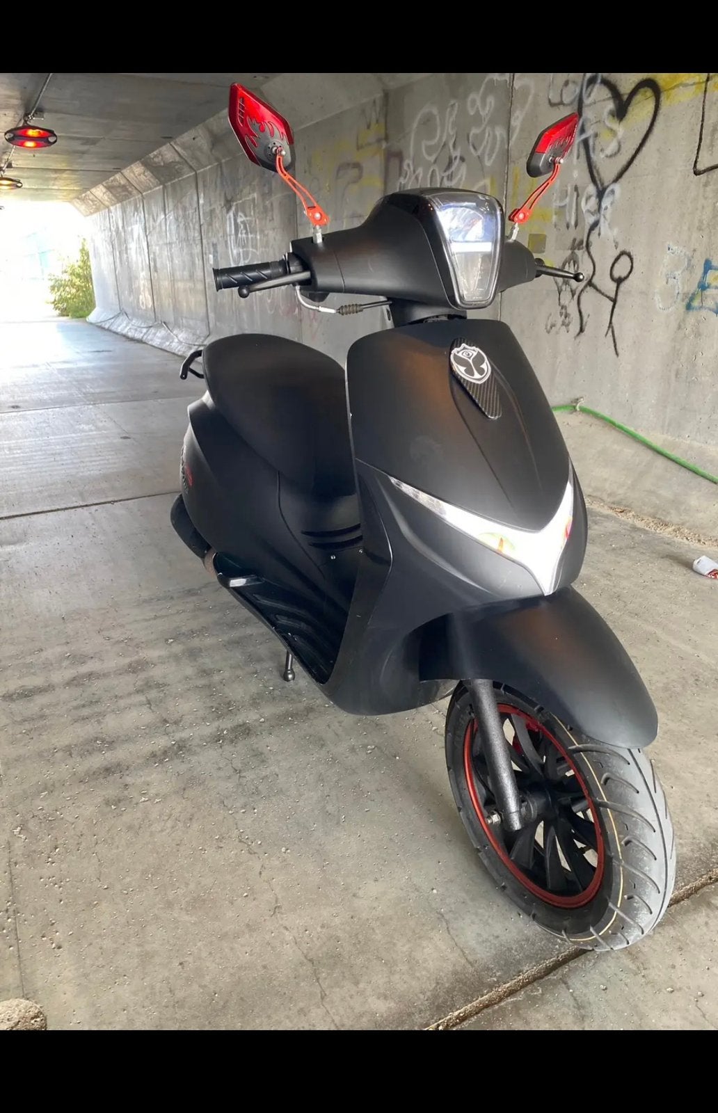 Te koop scooter Valexim 50cc, Fietsen en Brommers, Ophalen, Zo goed als nieuw