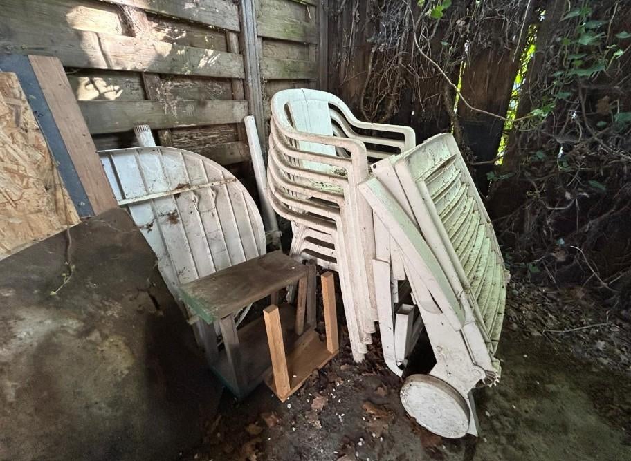 Witte tuinset gratis af te halen regio Mariakerke, Ophalen, Kunststof, Gebruikt, 6 zitplaatsen
