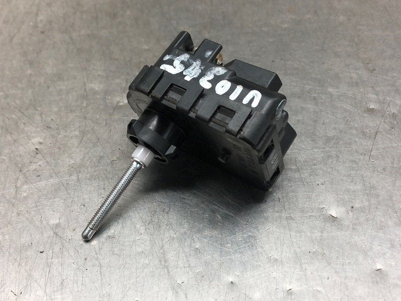 PHARE MOTEUR Suzuki Celerio (LF) (01-2014/-), Utilisé, Suzuki
