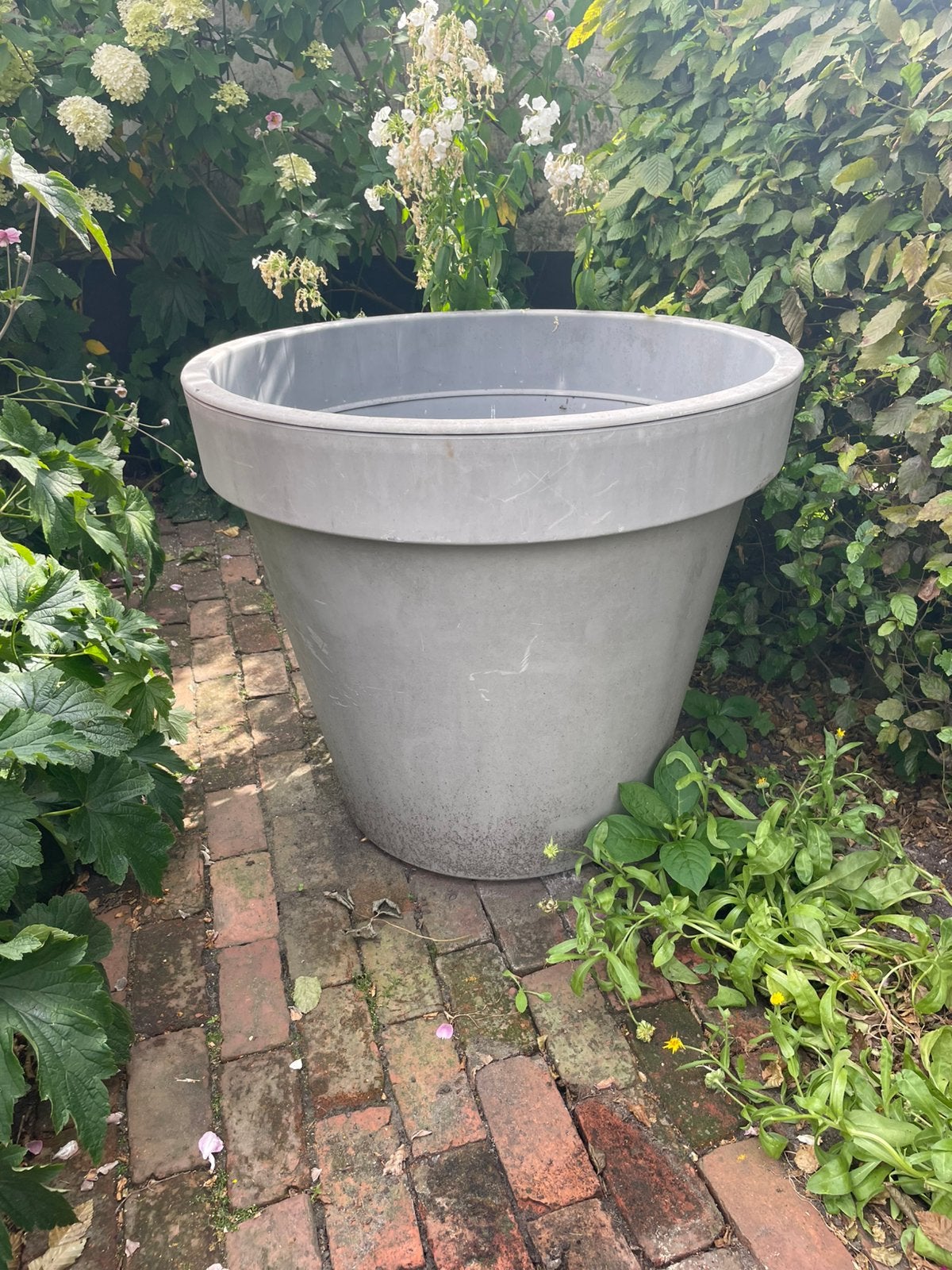 Grote bloempot plastic diameter 78 cm, Tuin en Terras, Ophalen, Zo goed als nieuw