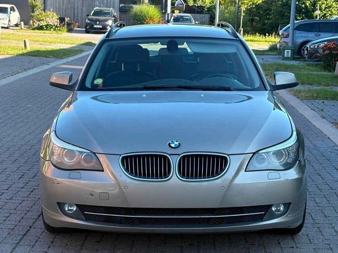 Bmw 520d Touring full option., Auto's, Achterwielaandrijving, 140 g/km, Zwart, Particulier