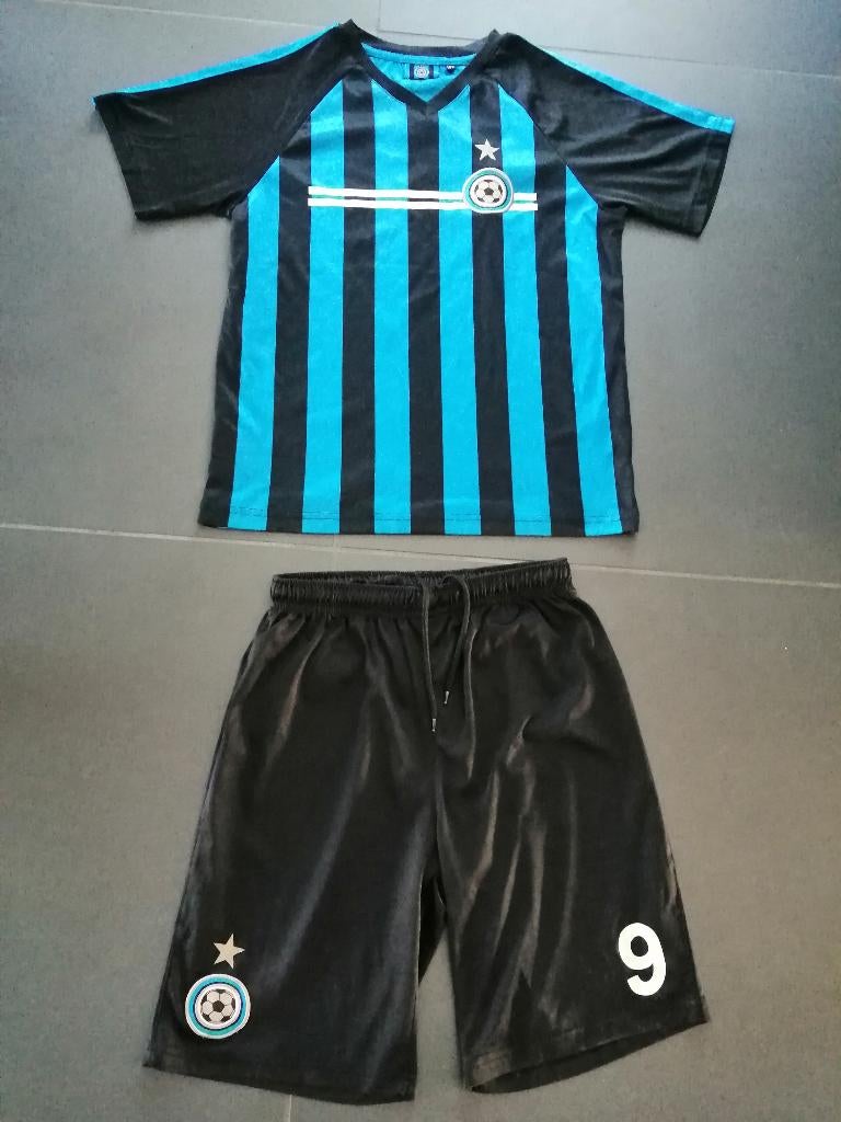Voetbalkledij 12 jaar Inter Milaan, Enlèvement ou Envoi, Comme neuf, Set