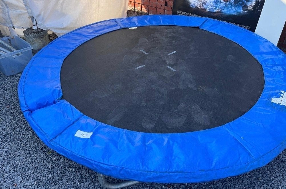 Trampoline, Ophalen