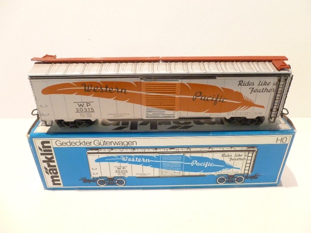 TRAINS HO, Wisselstroom, Wagon, Ophalen of Verzenden, Zo goed als nieuw