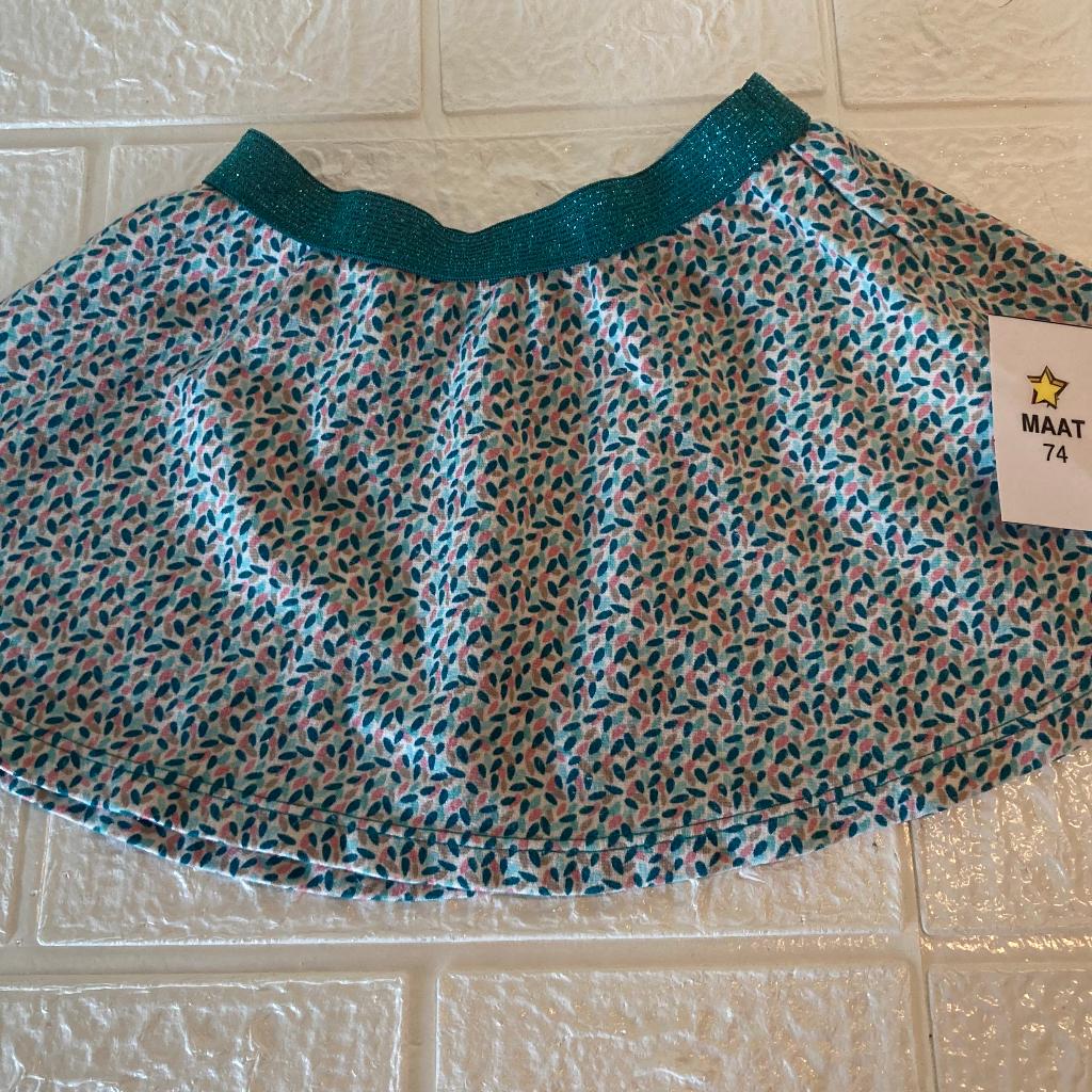 Baby rokje groen met motief " JBC" maat 74, Kinderen en Baby's, Babykleding | Maat 74, Jurkje of Rokje, Zo goed als nieuw, JBC.