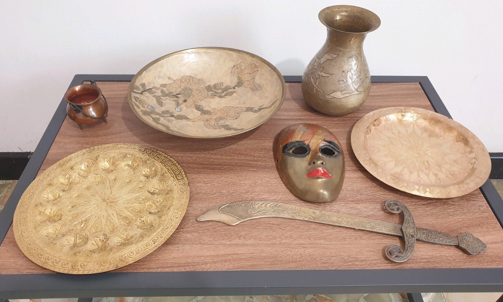 objets en laiton, cuivre, fer, émail, Enlèvement ou Envoi