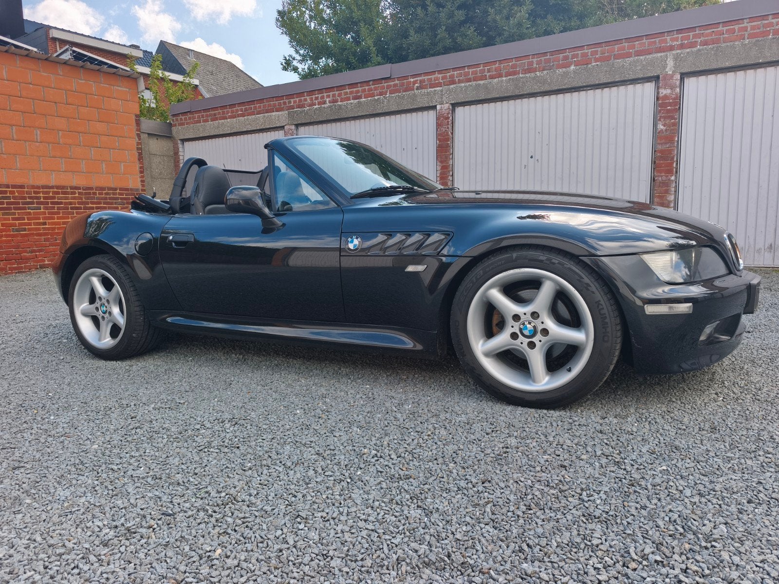 bmw z3 1.9 facelift, Zwart, 4 cilinders, Zwart, Particulier