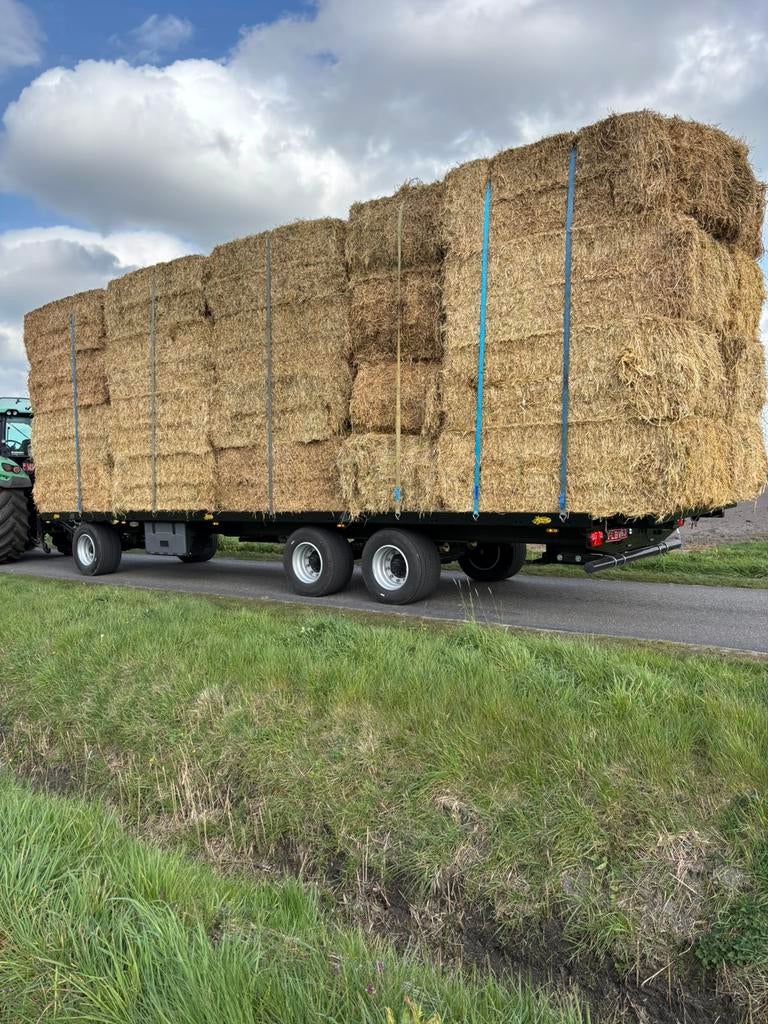 Hooi - stro - voordroog - houtkrullen - vlas, Ophalen