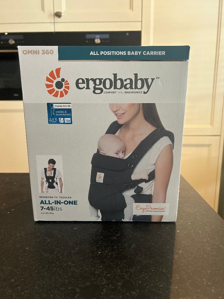 Ergobaby Omni 360 All-In-One Draagzak (Pure Black), Enfants & Bébés, Neuf, Autres marques, Porte-bébé, Ventre