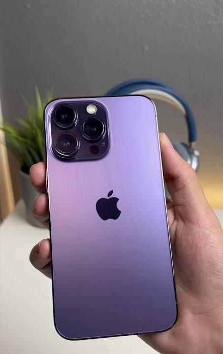 Iphone 14 pro max purple 128gb, Enlèvement, Comme neuf, IPhone 14, Verre