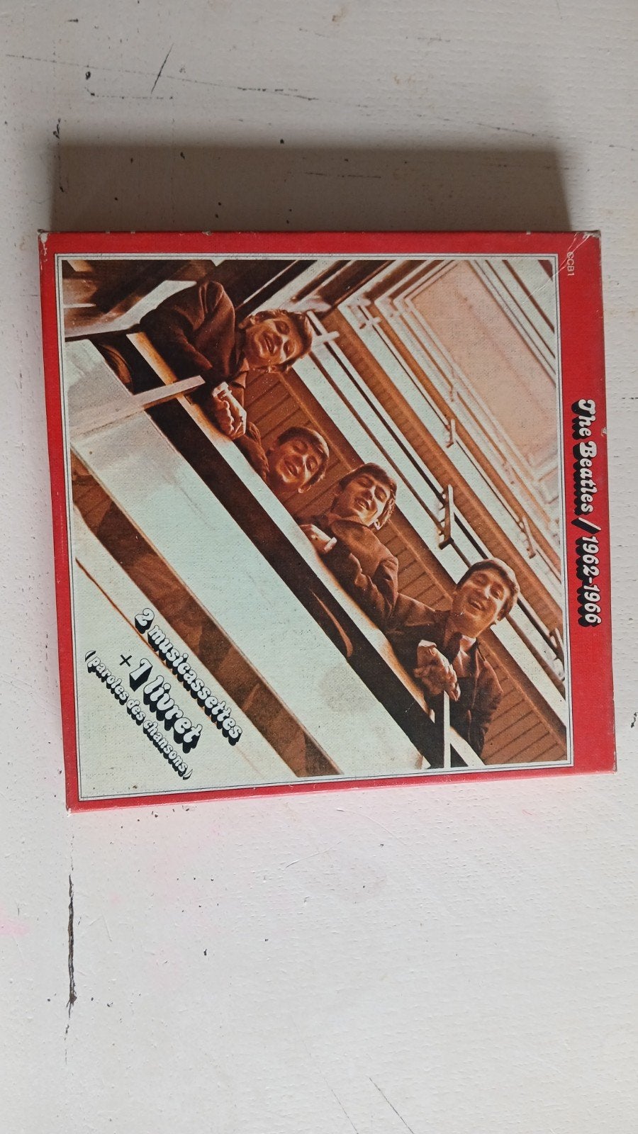 beatles 1962 1966. boîte à cassettes très rare, Enlèvement ou Envoi, Originale, Pop, 2 à 25 cassettes audio