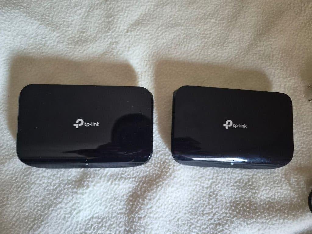 2 stuks TP-Link 5 poorts Gigabit Desktop Switch, Computers en Software, Netwerk switches, Ophalen of Verzenden, Gebruikt