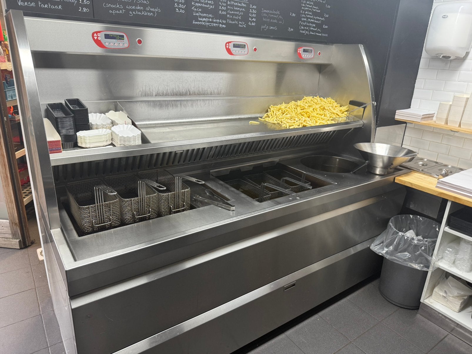 Voledige frituur inrichting voor starters, Ophalen, Gebruikt, Fornuis, Frituur en Grillen