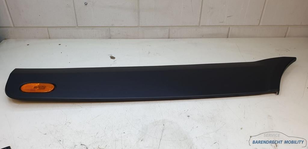 Moulure de pare-chocs arri re gauche Sprinter W906 906690350, Mercedes-Benz AG, Mercedes-Benz, Utilisé, Mercedesstrasse 120
70372  Stuttgart, DE