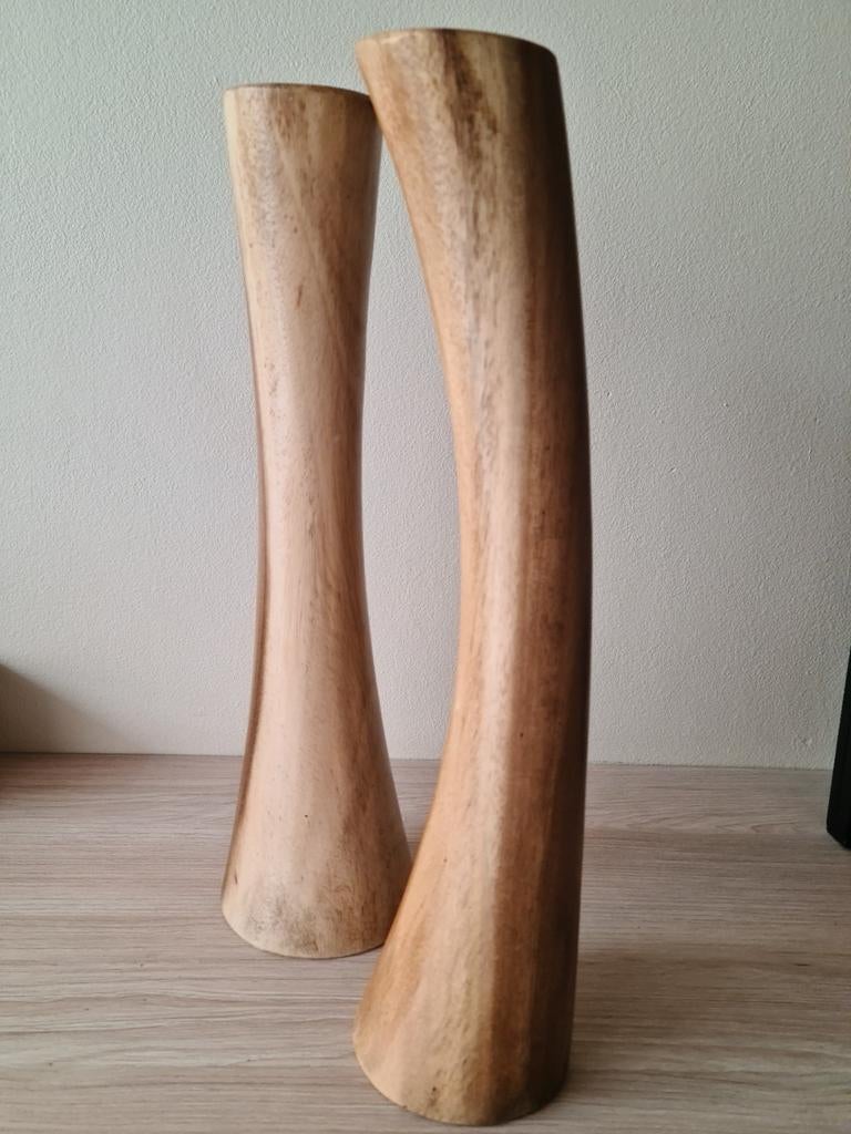 2 bougeoirs