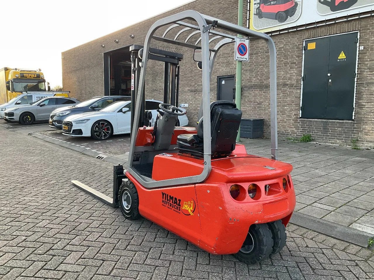 BT CBE16T 1600KG 2.90METER HEFTRUCK (bj 2005), Zakelijke goederen, Heftruck, 1000 tot 2000 kg, BT, Marconistraat 2
3133KL  Vlaardingen, NL